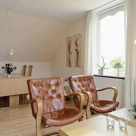 4 Person Holiday In *